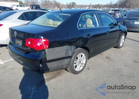 2007 Volkswagen Jetta Wolfsburg Edition из США, поврежденный, VIN 3VWEF71K07M155794